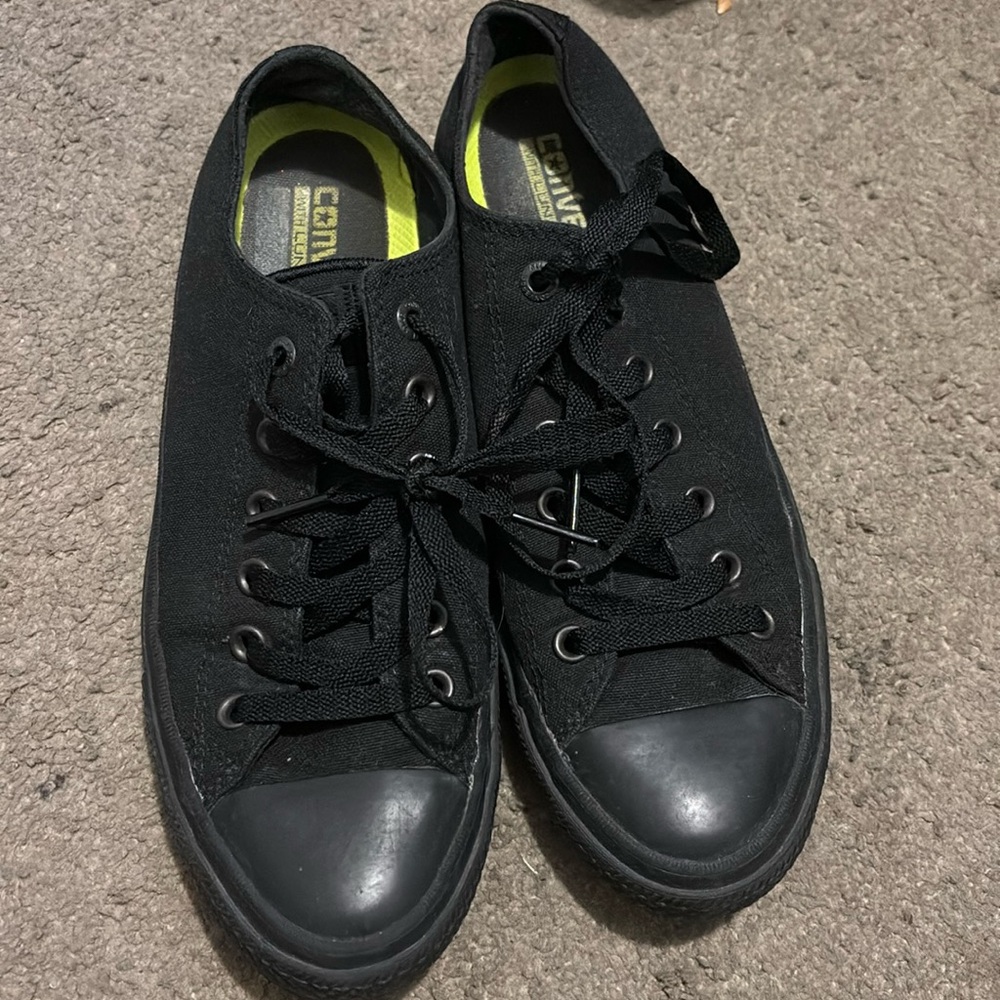 Black converse